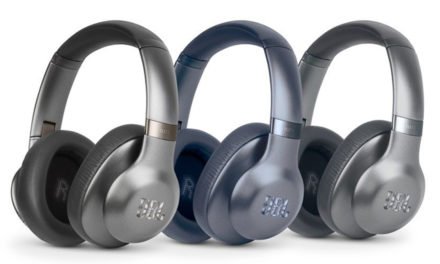 JBL bringt „schlaue“ Kopfhörer mit automatischer Kalibrierung