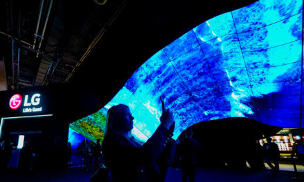 „OLED-Wave“ von LG nimmt CES-Besucher auf eine Reise mit