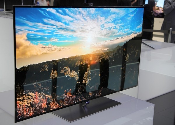 Samsung F9500 OLED TV ab August für 14.000 Euro in Asien erhältlich?
