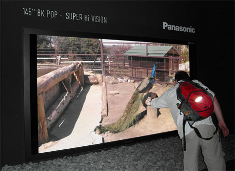 Panasonic stellt 8K UHDTV Plasma und 20 Zoll 4K LCD-Fernseher vor